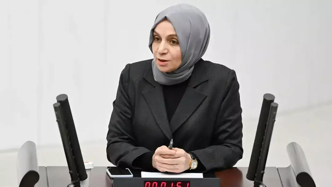 DEM'li vekil TBMM kürsüsünden bela okudu, ortalık karıştı! 