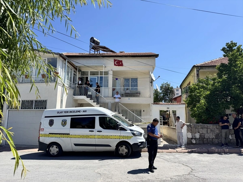Üvey baba dehşet saçtı! Önce üvey kızını sonra kendini vurdu: Anne şokta!