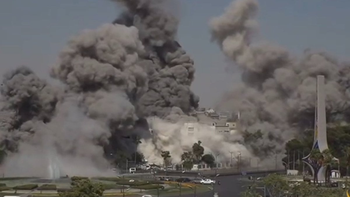 Son dakika: İsrail Suriye Genelkurmay başkanlığını bombaladı!