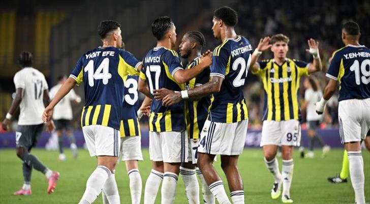Fenerbahçe'nin Devler Ligi'ne hazır: Şampiyonlar Ligi 3. ön eleme turunda Feyenoord ile karşılaşacak!