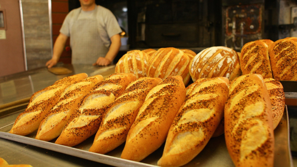 Son dakika: Bugünden itibaren o illerde ekmek zamlı satılacak!