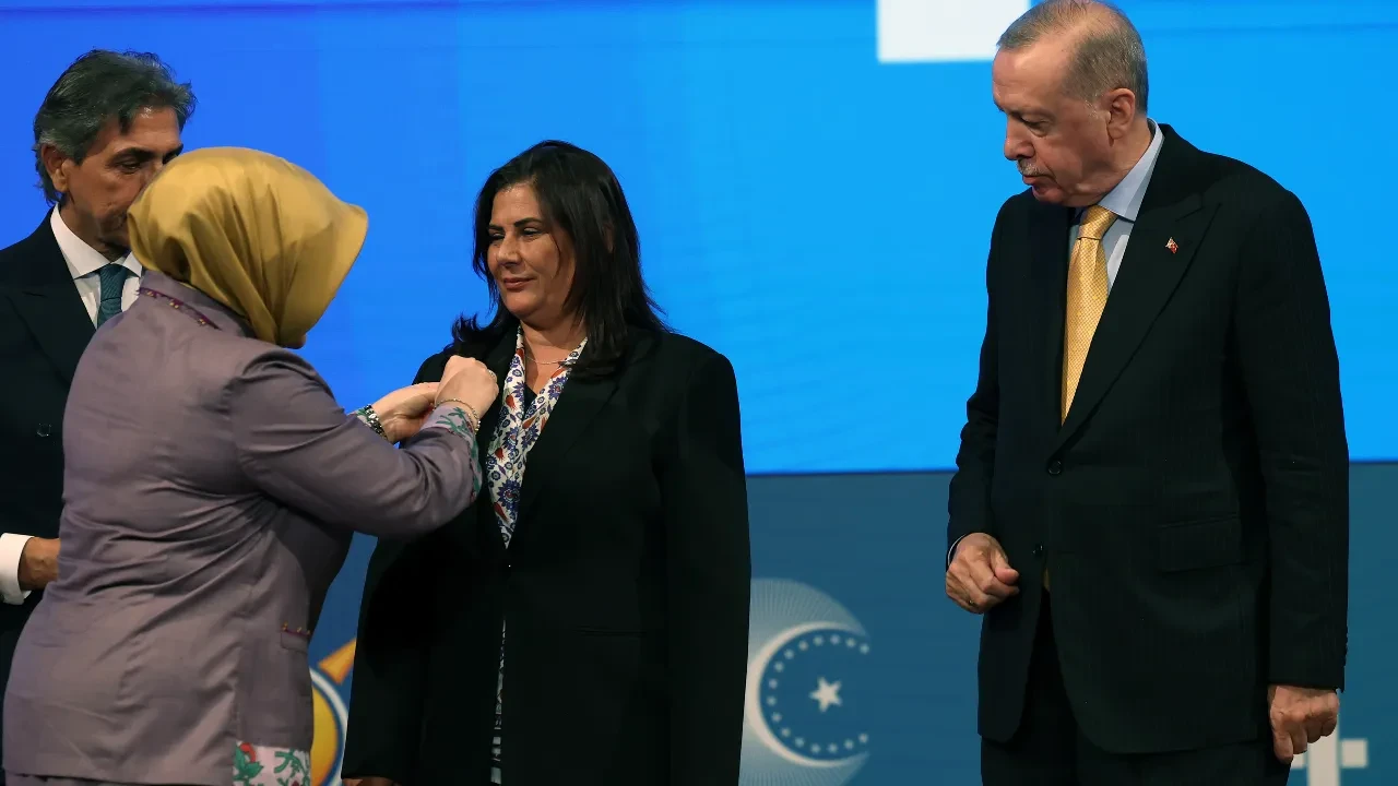 Yerel Seçim Haritası Değişti: 56 Belediye Başkanı AK Parti'ye transfer oldu!