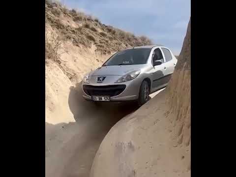 Kapadokya gezisi berbat oldu: Navigasyon ile giden sürücü aracı ile bakın nasıl mahsur kaldı!