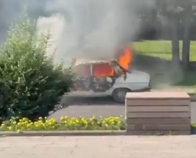 "Terörsüz Türkiye" komisyon günü dikkat çeken olay: TBMM önünde beyaz Torosu yakan şüpheli yakalandı! 