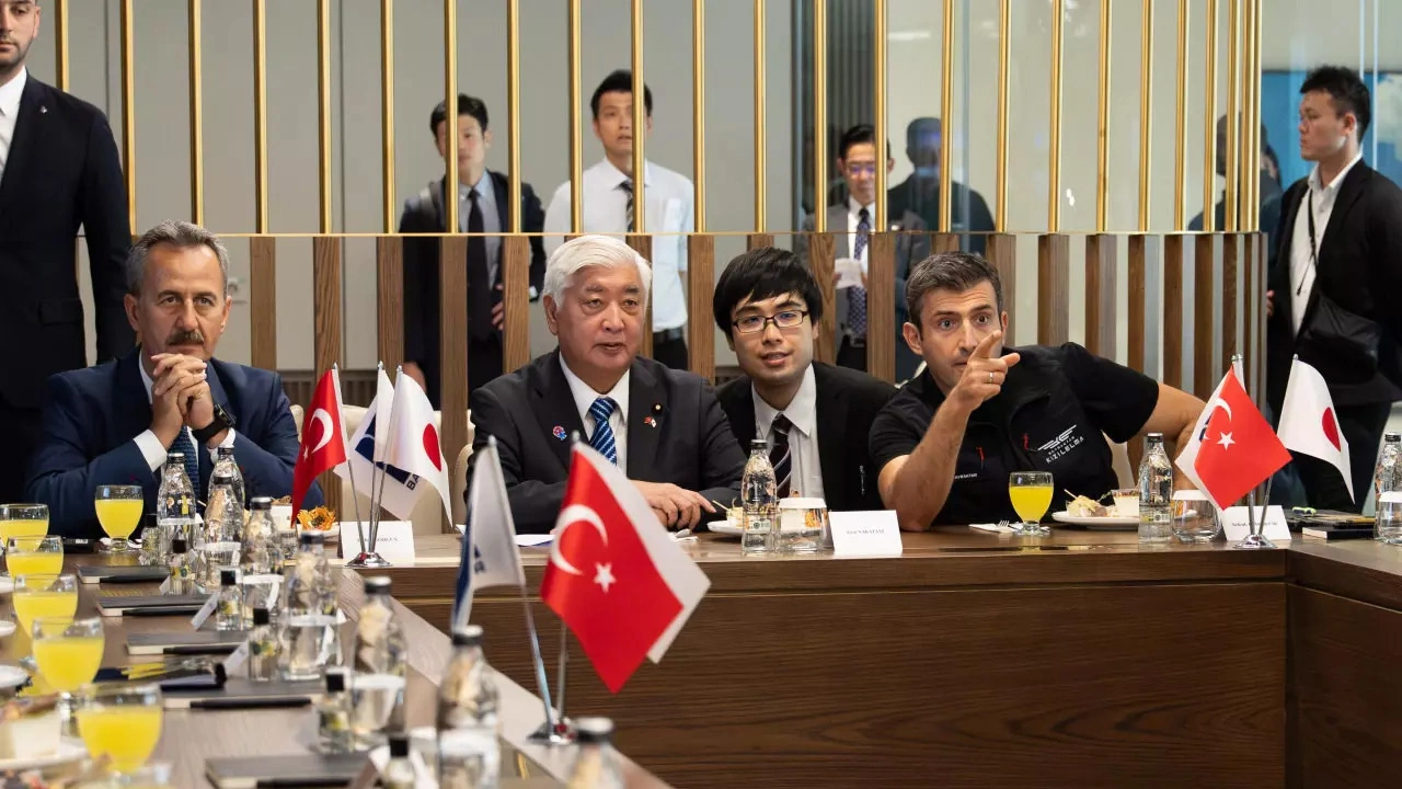 Son dakika... Japonya Savunma Bakanı Nakatani'den Baykar'a ziyaret!