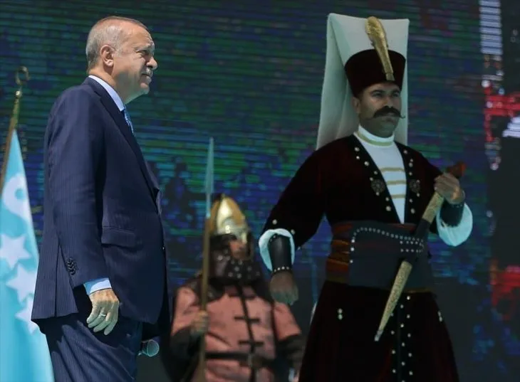 Malazgirt'in yıl dönümünde Erdoğan'dan önemli mesaj: Kılıç kınından çıkarsa kelama yer kalmaz!