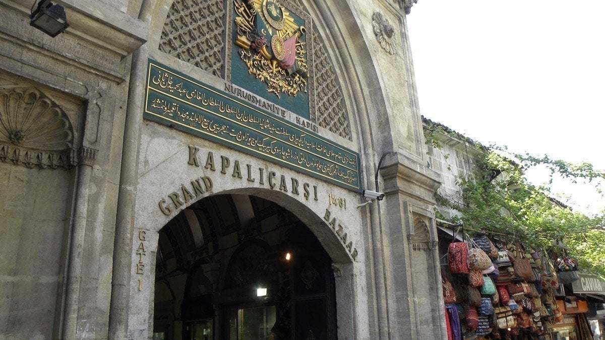 Kapalıçarşı'da hareketli dakikalar: Kaçak Pırlanta Operasyonunda 40 kişi gözaltına alındı!