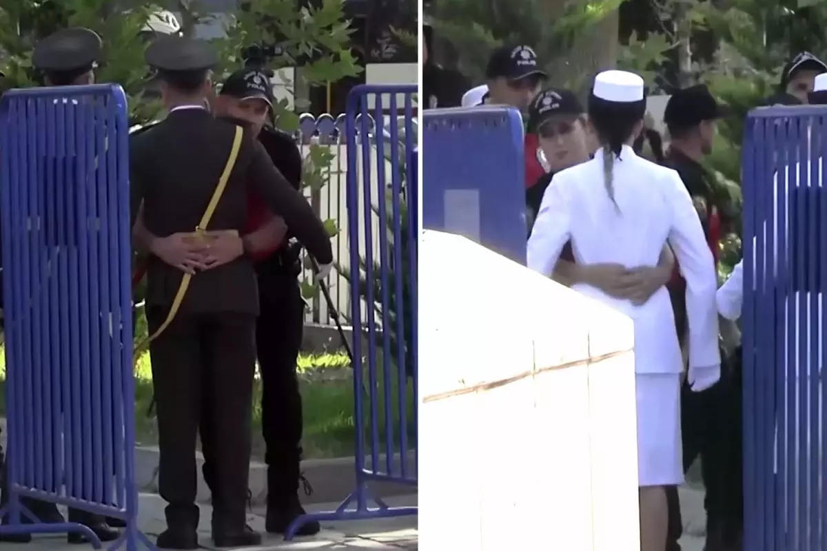 Anıtkabir'de ki törenlere damga vuran görüntü! Törene gelen askerlerin üzeri tek tek arandı