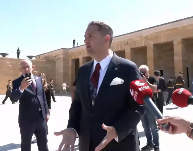 Anıtkabirde Erdoğan lehine atılan slogan CHP'li milletvekilini küplere bindirdi: "Burası bir mezarlık, bu olacak iş mi?