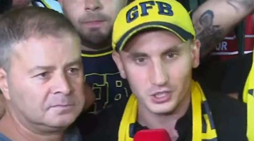 Kerem Aktürkoğlu'nun ''Türkiye'nin en şerefli kulübüne geldim'' sözlerine büyük tepki Boşuna dayak yemedi, sen adam değilsin!