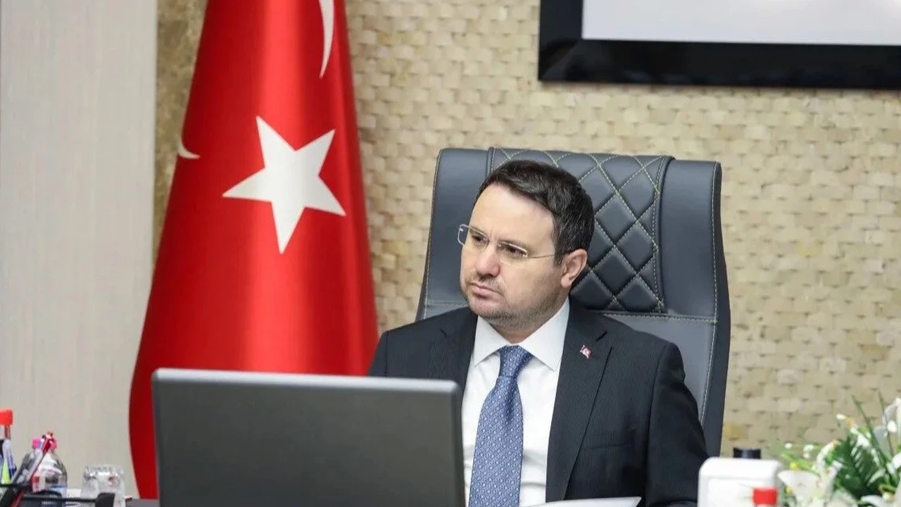 İstanbul Cumhuriyet Başsavcısı Akın Gürlek'in evinin önünde hareketli dakikalar: 2 kişi gözaltına alındı!