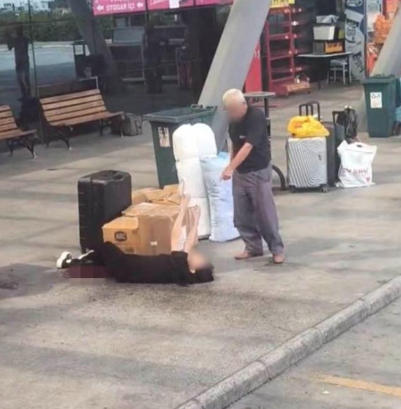 Otobüs terminalinde akıl almaz görüntüler: Kızına öfkelenen baba tüfekle ateş etti!