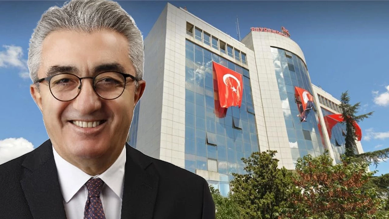 Bir belediye daha AK Parti'ye geçiyor! Bayrampaşa Belediyesinde 2 CHP'li meclis üyeleri partilerinden istifa etti