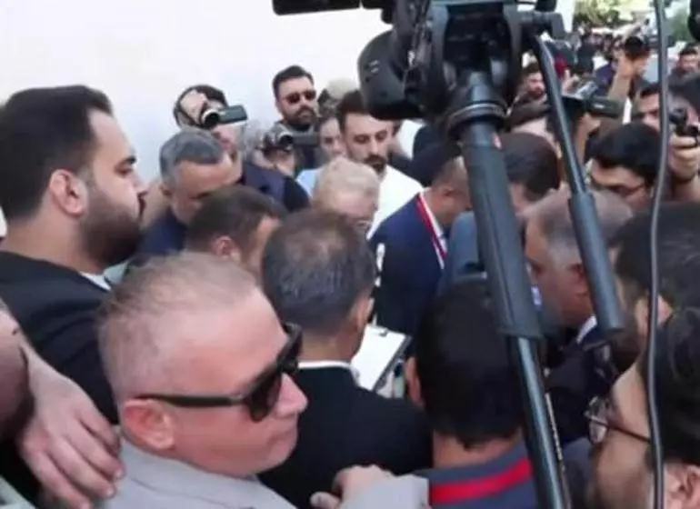 CHP'de kongre çıkmazı: Mahkeme kongreye dur dedi, YSK İstanbul Kongresi devam dedi!