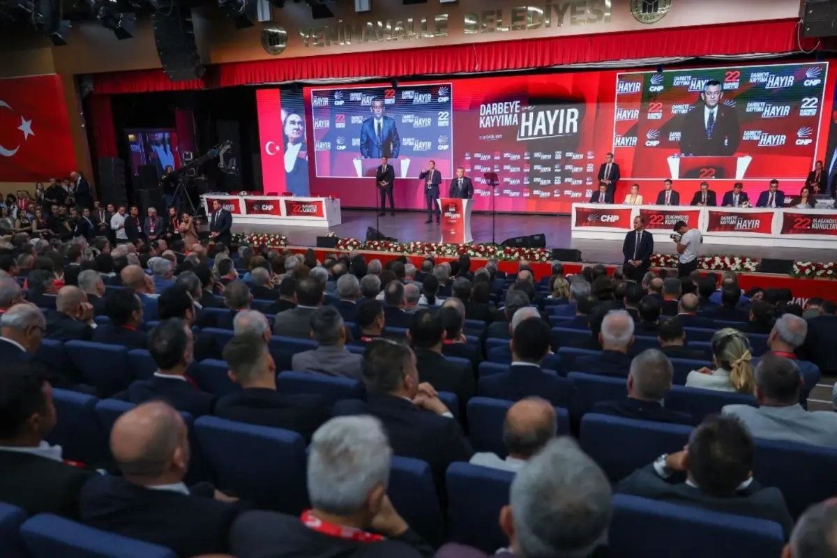 chp-nin-22-olaganustu-kurultayi-nda-pm-ve-ydk-19071962-4799-amp.webp