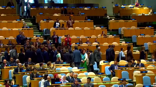 BM'de Netanyahu'ya soğuk duş: Konuşurken katılımcılar salonu terk etti!