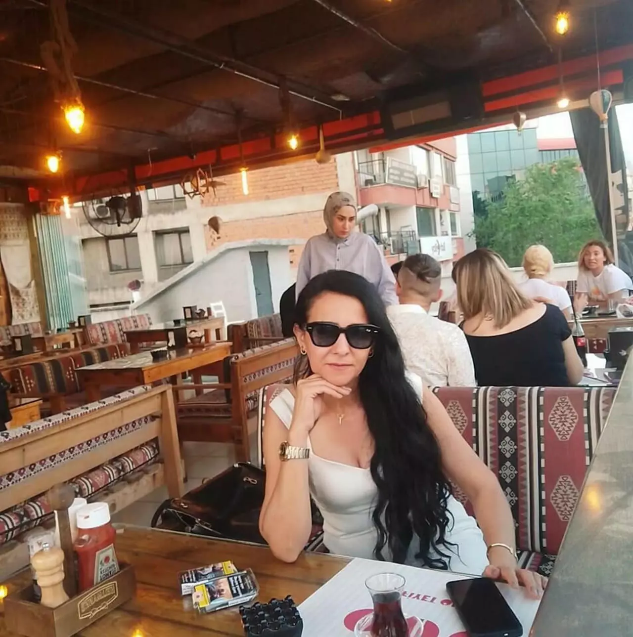 20 günlük evlilik mezarda bitti: Cinnet geçiren adam önce karısını sonre kendini vurdu!