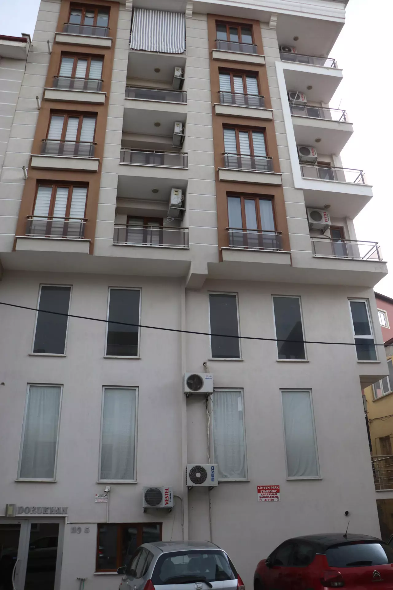 20 günlük evlilik mezarda bitti: Cinnet geçiren adam önce karısını sonre kendini vurdu!