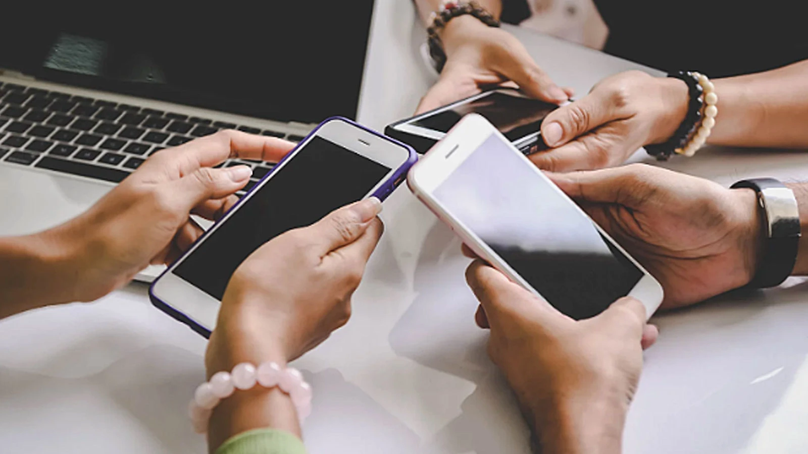 Bakan Uraloğlu rakam verdi: 63 milyon kişinin kullandığı telefonu çöp mü oluyor? 5G, o tarihten itibaren devreye giriyor!