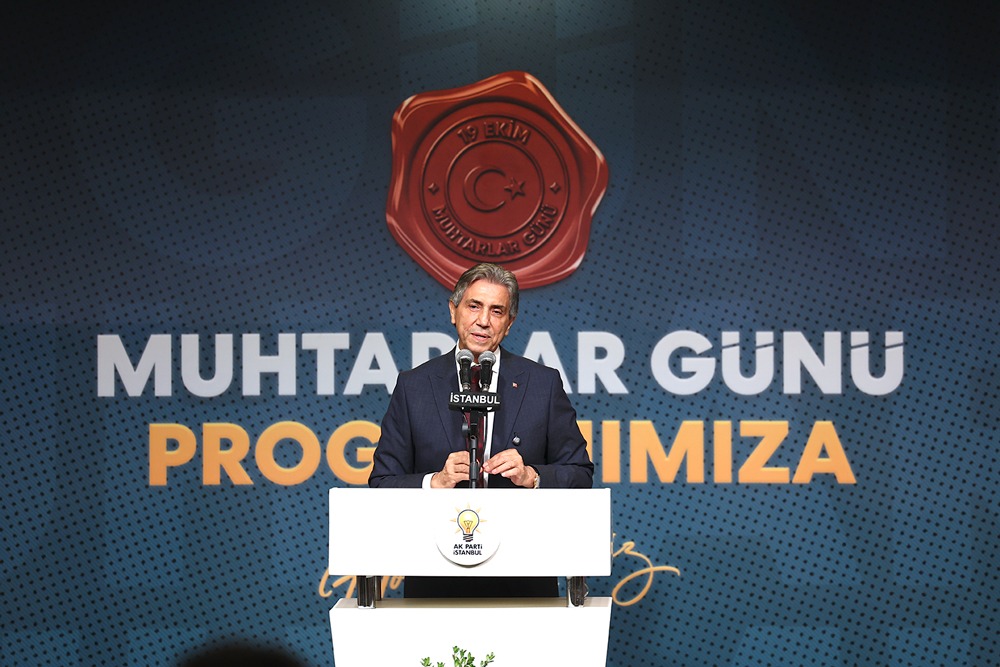 AK Parti İstanbul Muhtarlar Günü’ne özel program düzenledi