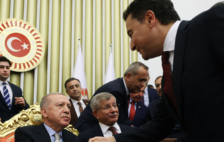 Ankara kulisleri çalkalanıyor: Ali Babacan AK Parti'ye mi dönüyor?