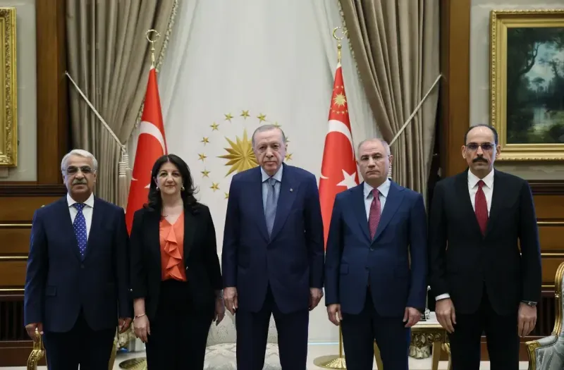 İmralı heyetinden önemli ziyaret: Cumhurbaşkanı Erdoğan ile 3. kez görüşülecek