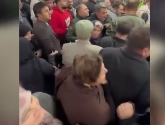 Televizyon fiyatı bin liradan satıldı: Mağaza savaş alanına döndü!