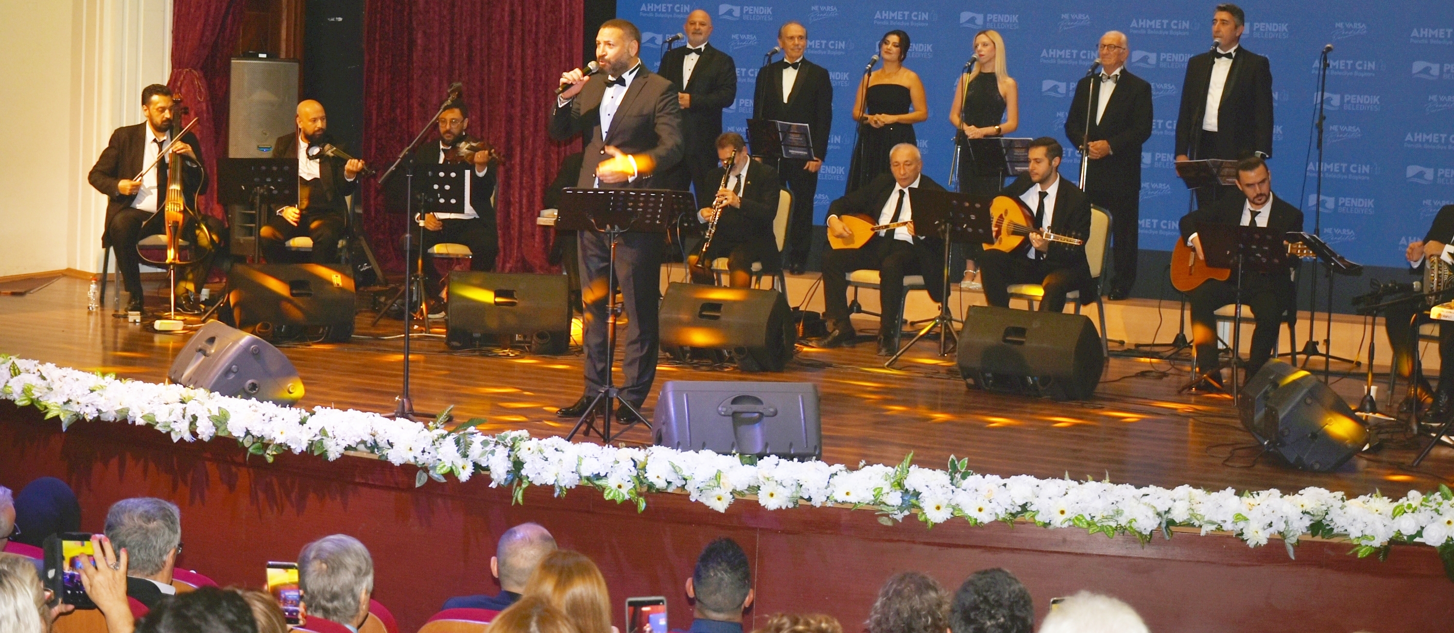 Pendik Belediyesi 2025-2026 Kültür Sanat Sezonunu Görkemli Bir Şölenle Açtı...