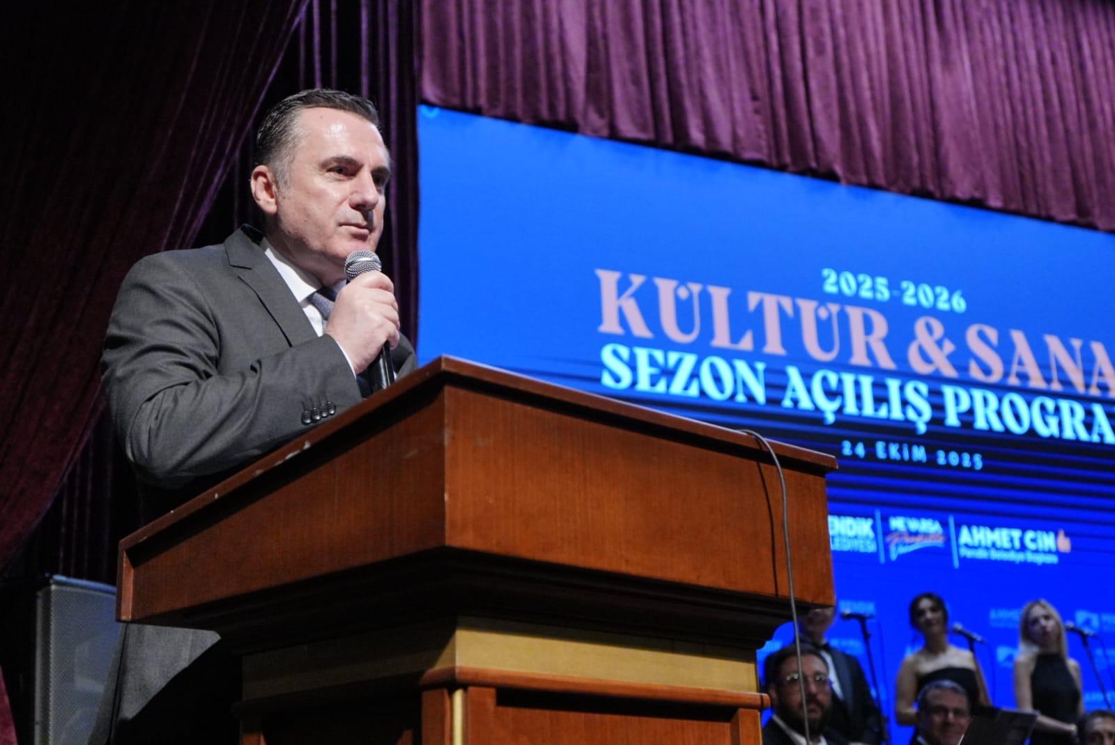 Pendik Belediyesi 2025-2026 Kültür Sanat Sezonunu Görkemli Bir Şölenle Açtı...