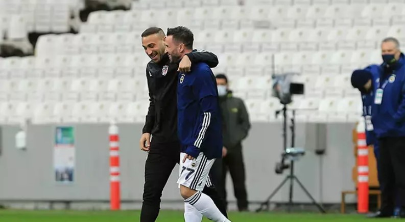 Fenerbahçe'de Beşiktaş derbisi öncesi kriz: Tedesco'dan İrfan Can Kahveci ve Cenk Tosun kararı!