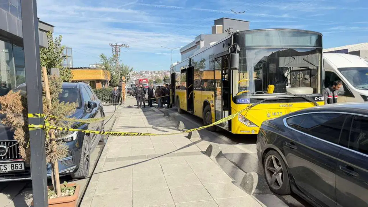 İETT Otobüsünde dehşet: Saldırgan şoför ve 2 yolcuyu bıçakladı!