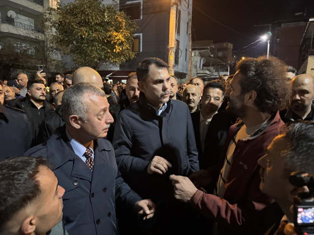 Gebze'de çöken bina sonrası sıkıntı büyüyor: Çevre binalar apar topar boşaltılıyor!