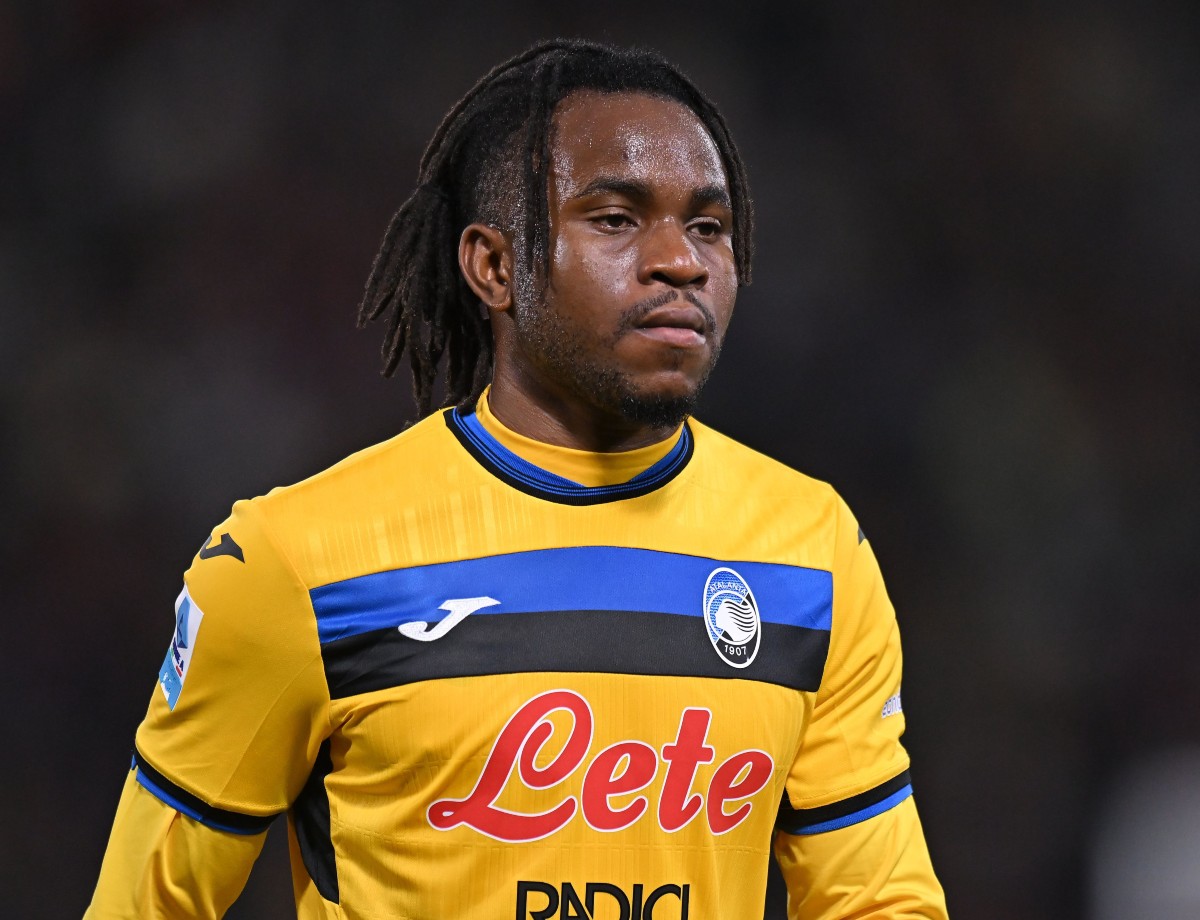 Galatasaray o dünyaca ünlü yıldızı takıma getirmekte kararlı