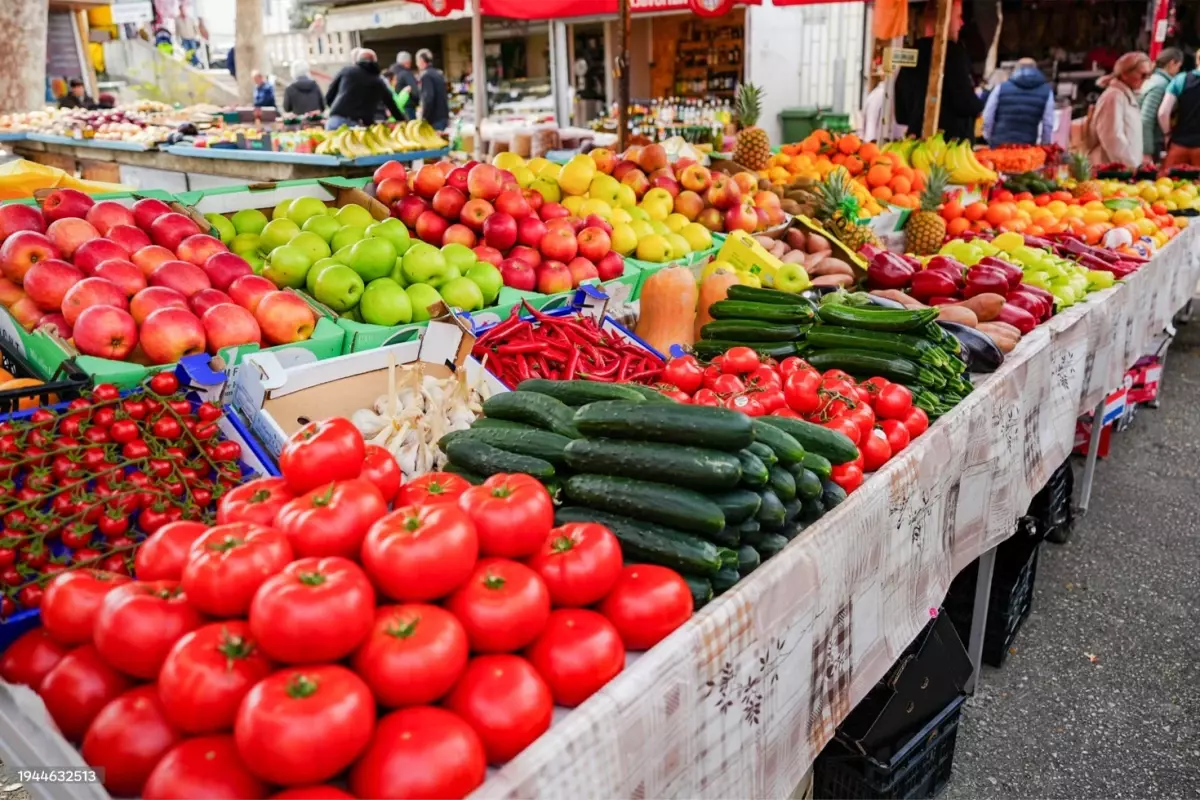 Sebze ve meyvede fiyatları düşüyor mu? Yeni yasa geliyor: İşte önemli önemli 4 detay!