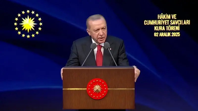 Cumhurbaşkanı Erdoğan'dan önemli açıklamalar: Yeni Türkiye'yi inşallak herkes kabullenecek!