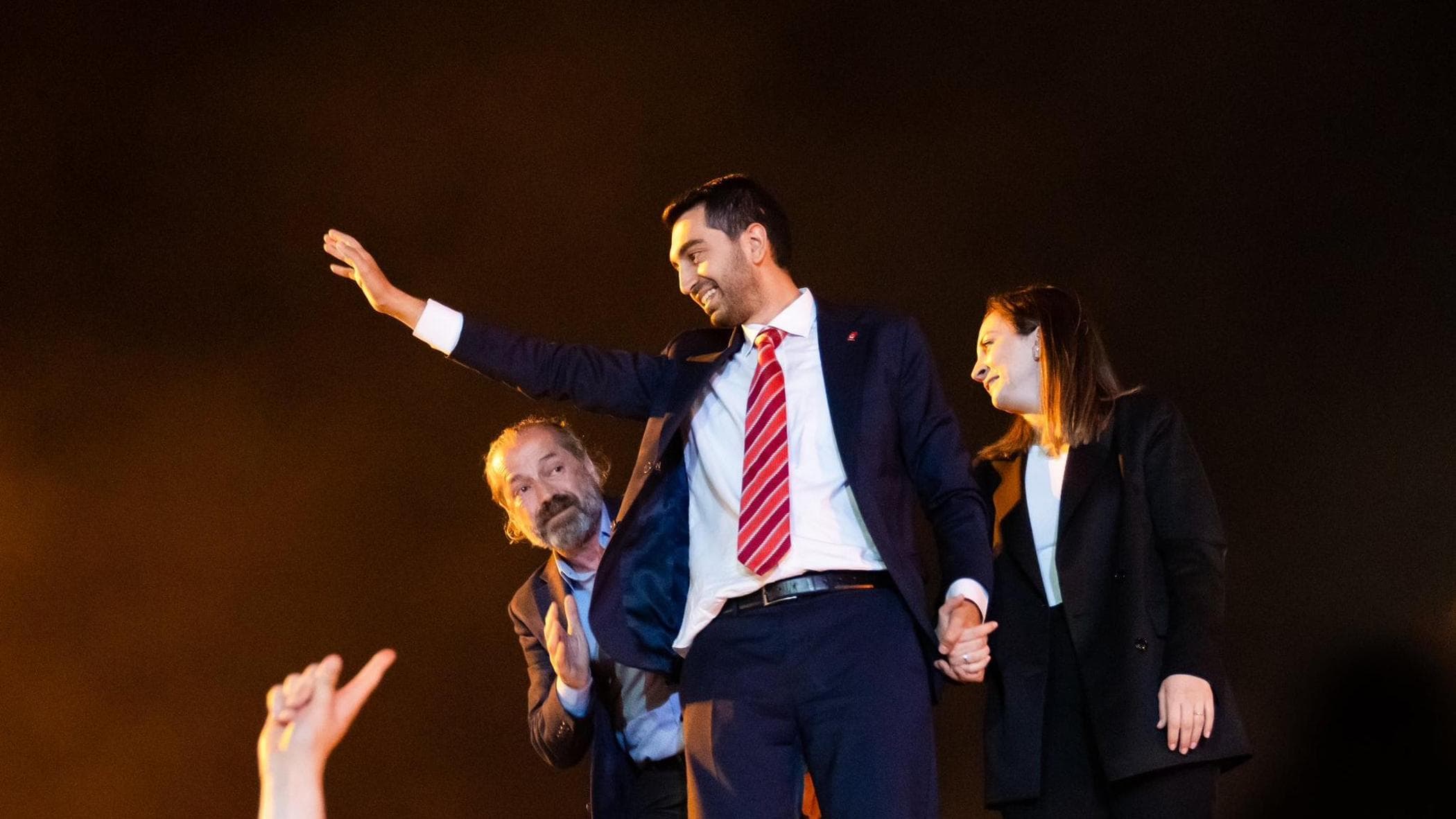 Tuzla Belediye Başkanı Av. Eren Ali Bingöl'ün mutlu günü: Can ismini verdikleri evlatları dünyaya geldi!