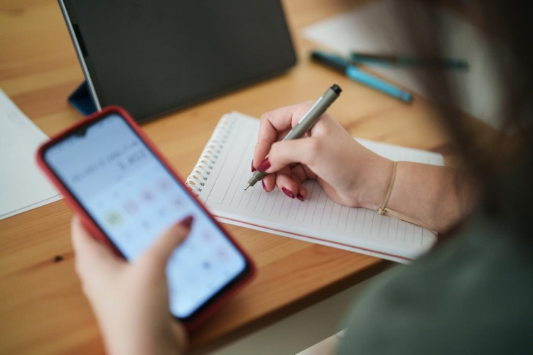 Öğrencilere vergi jesti: Meclis'e sunuldu, ÖTV ve KDV'den muaf olacaklar!