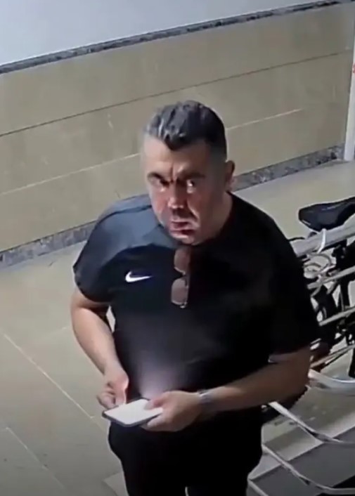 Korku filmlerini aratmayan cinayet: Boşanmak üzere olduğu karısını bulamayınca binada rastladığı başka kadını öldürdü!