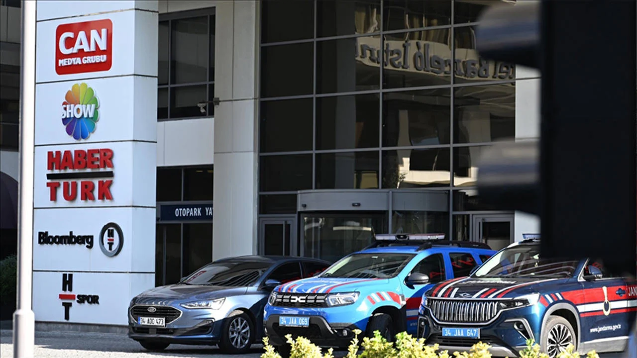 GİB, vergi yüzsüzleri listesini açıkladı: Kamuoyunun yakından tanıdığı, o isimler de kara listede!