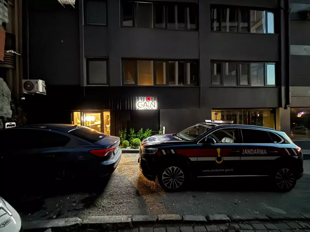 Anahat Holding ve Gain'e sabah saatlerinde operasyon: Yetkili 3 kişi gözaltına alınırken şirkete, TMSF kayyum olarak atandı!