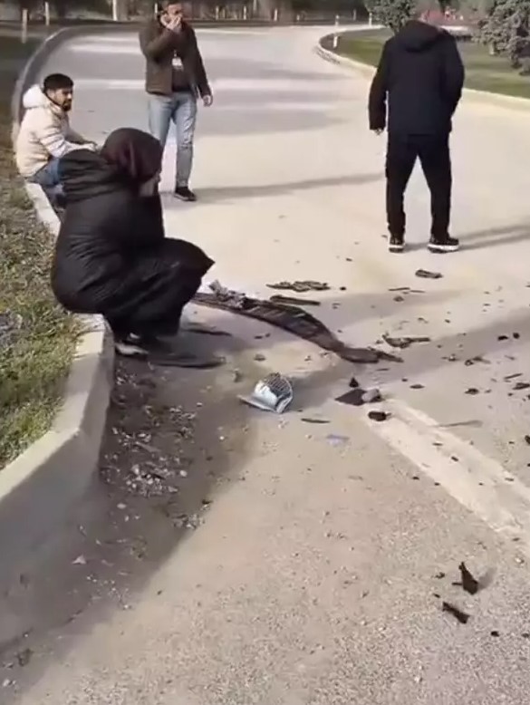 Direksiyon sınavında kurs aracı ile TOGG çarpıştı: Sürücü ve komisyon üyeleri hastaneye kaldırıldı!