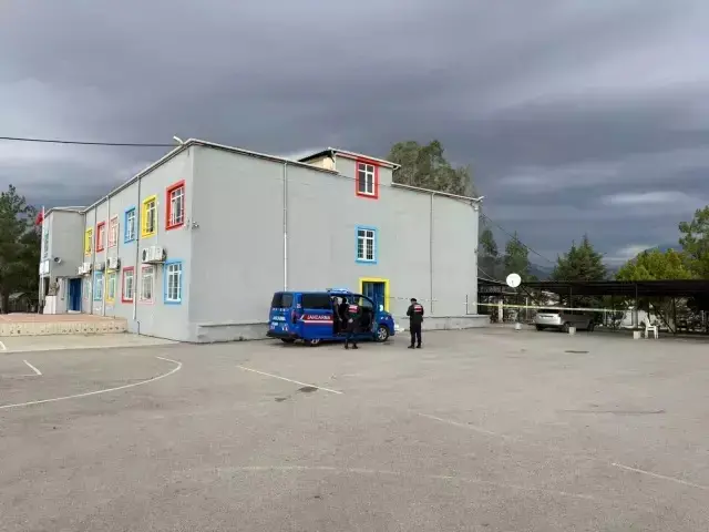 Müdürü vuran 12 yaşındaki öğrenciden akıl almaz paylaşım: Ağa da benim, paşa da benim!