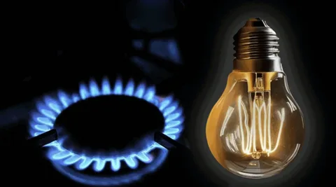 Bakan Bayraktar son noktayı koydu: Yeni yılda elektrik ve doğalgaza zam var mı? İşte o açıklama...