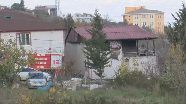 DEAŞ'lı teröristlerle çatışmanın yaşandığı hücre evinden dikkat çeken görüntüler!