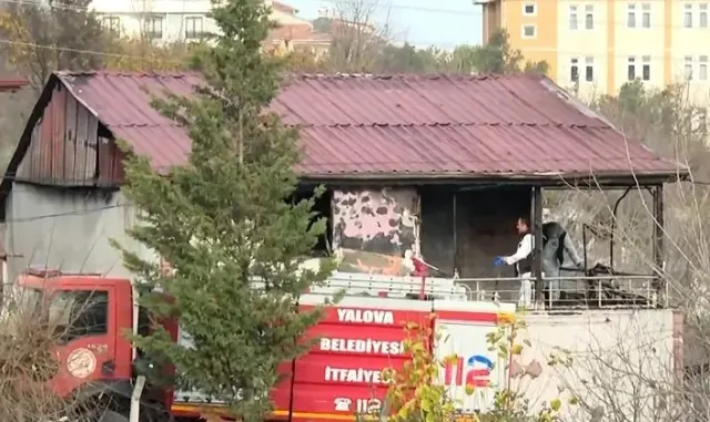 DEAŞ'lı teröristlerle çatışmanın yaşandığı hücre evinden dikkat çeken görüntüler!