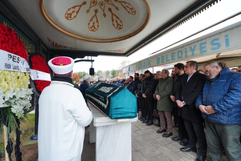 PESİAD Başkanının acı günü: Cüneyt Battal babasını kaybetti...