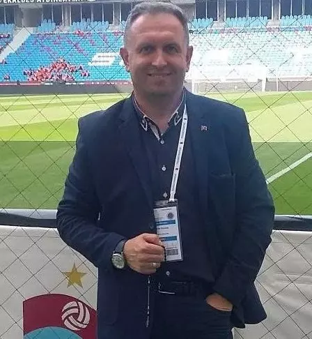 Saç ekimi için gittiği estetik merkezinden cenazesi çıktı!