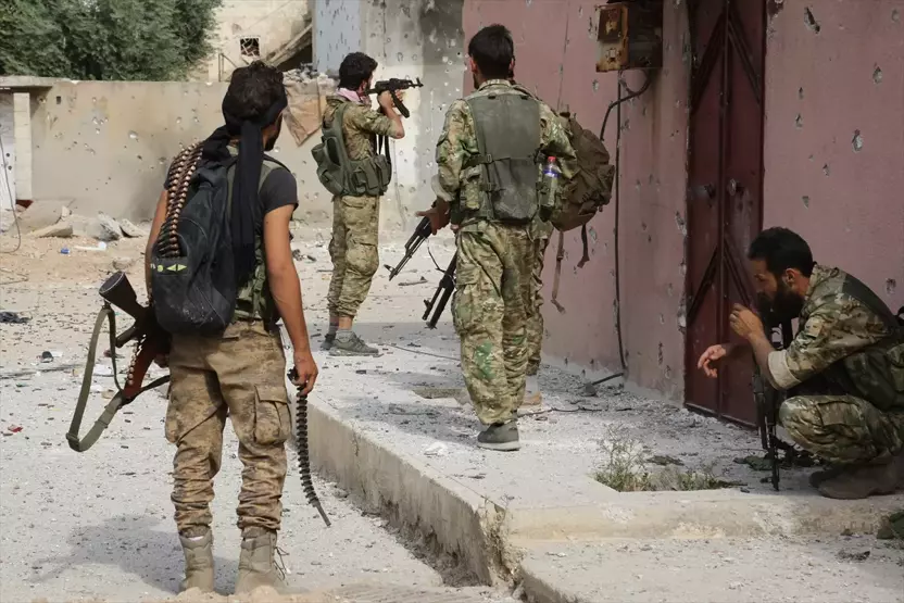 Suriye'de sıcak saatler: Ayn el-Arab'ta şiddetli çatışma! 