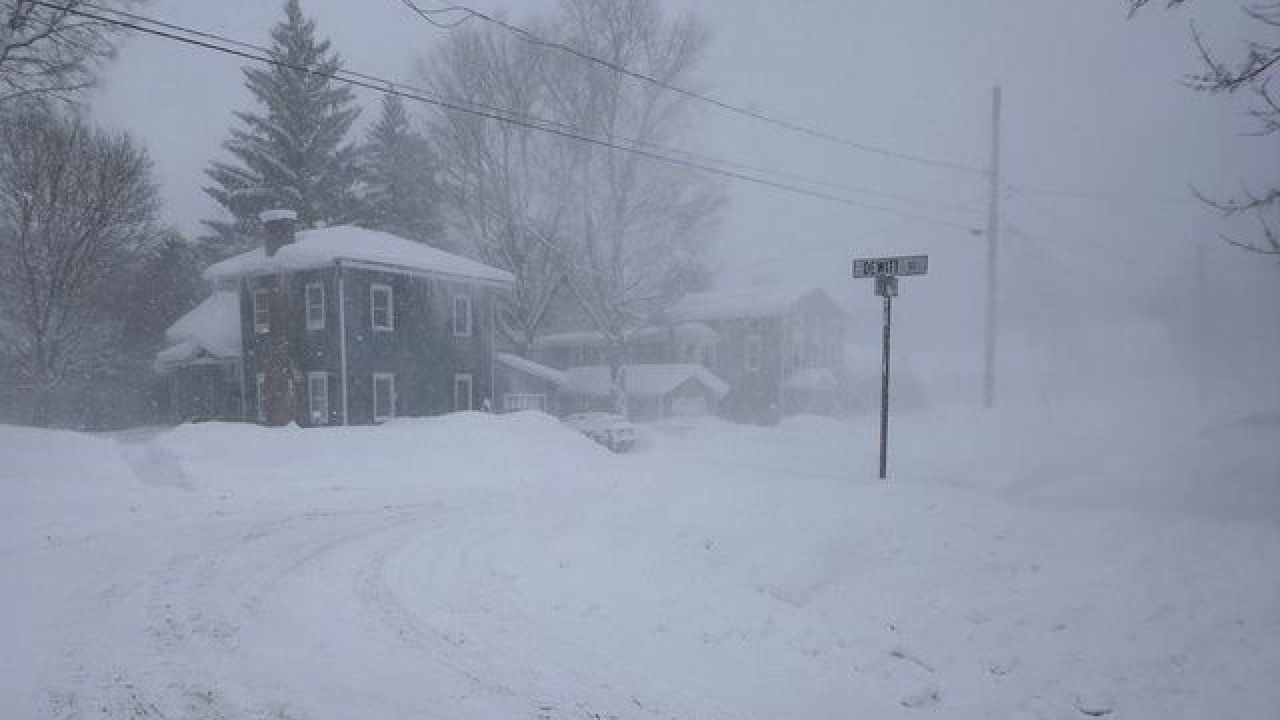 ABD resmen dondu! Uçuşlar iptal edildi, 800 binden fazla kişi karanlığa gömüldü!