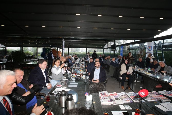 Eğitim Bir Sen yerel basın ile kahvaltıda buluştu